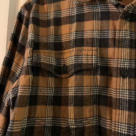 Aritzia TNA oversized plaid button down flannel shirt. Size XS. - Picture 3 of 5